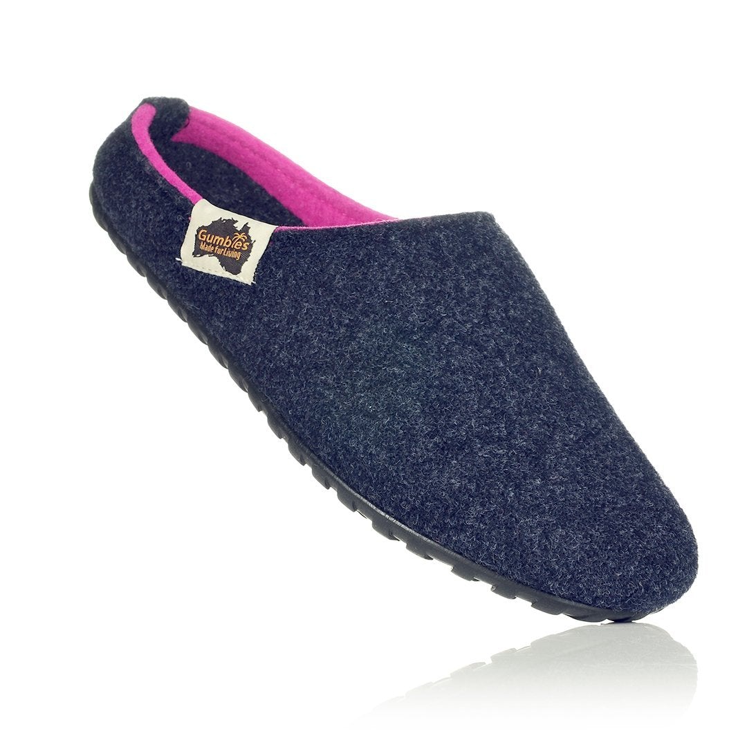 Outback Slipper - Navy & Pink